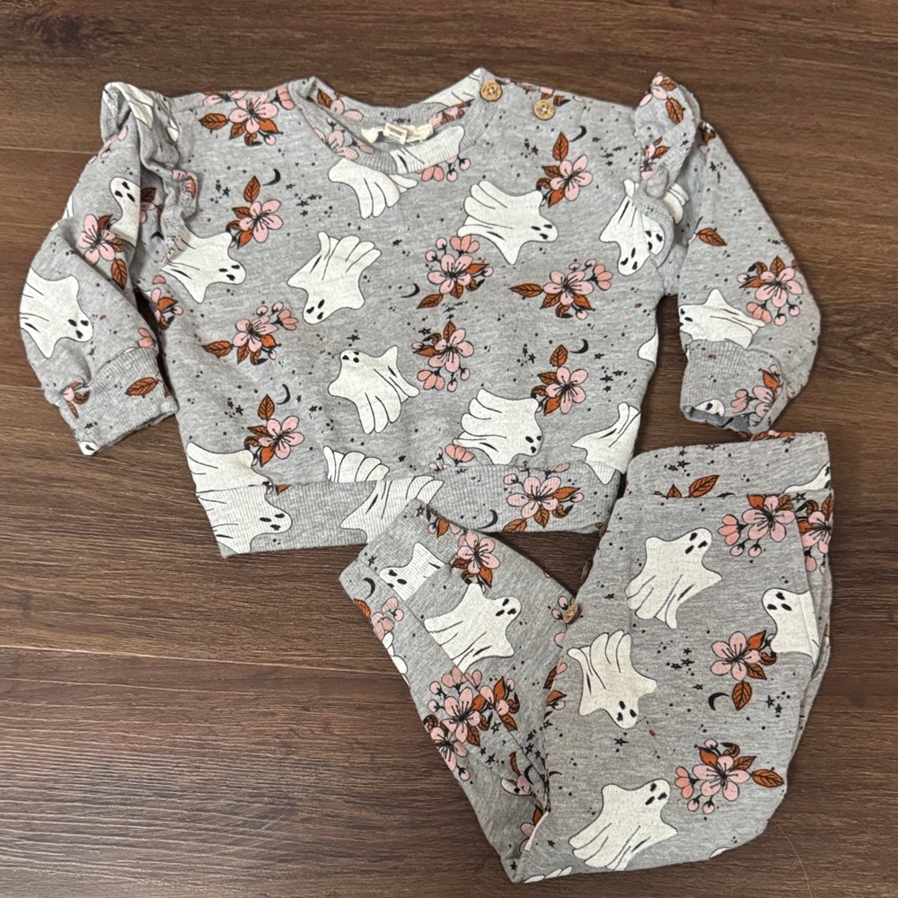 Jessica Simpson Gray Ghost and Floral Set